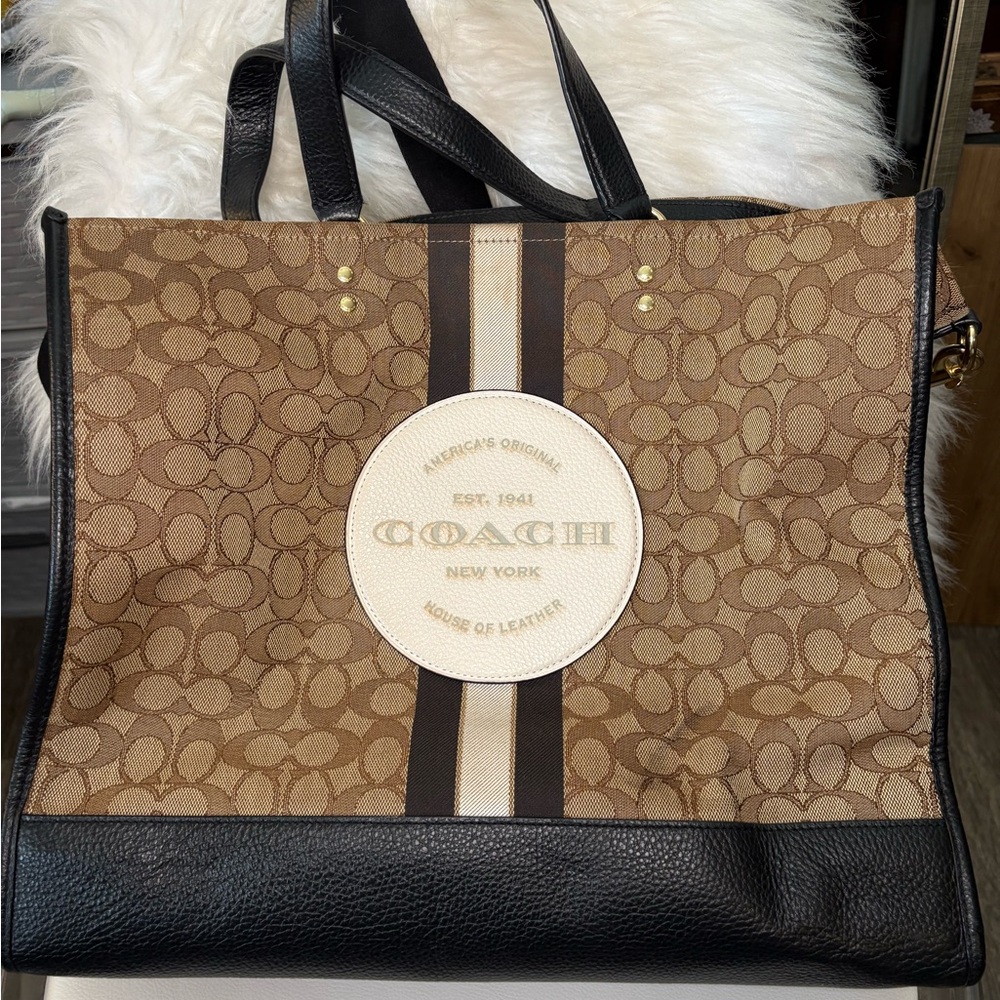 Coach Dempsey Tote 40 In Signature Jacquard With Stripe And Patch